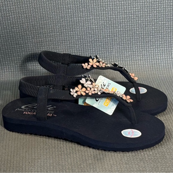 Skechers Meditation Glass Daisy Navy Multi Women’s Slingback Thong Sandals Sz 8 - Picture 1 of 9